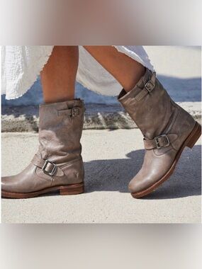 Frye Women's Veronica Short Boots Sz 6